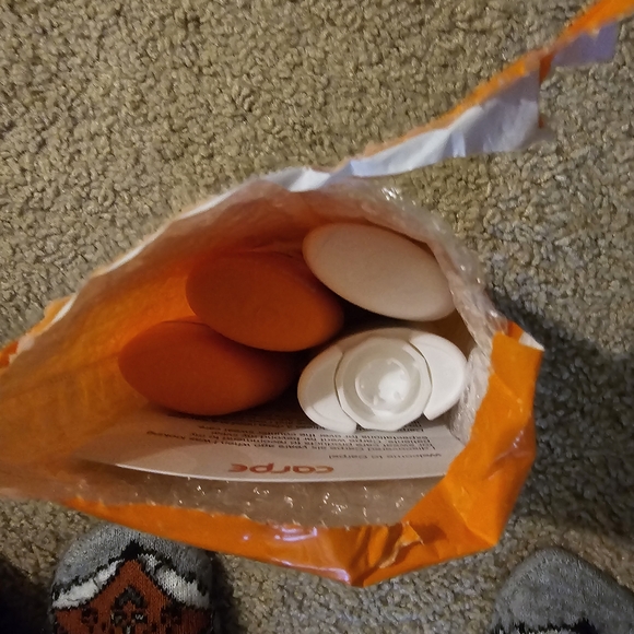 Carpe Antiperspirant Underarm Lotion Set - White and Orange. I Ordered Too Much! - Picture 3 of 3